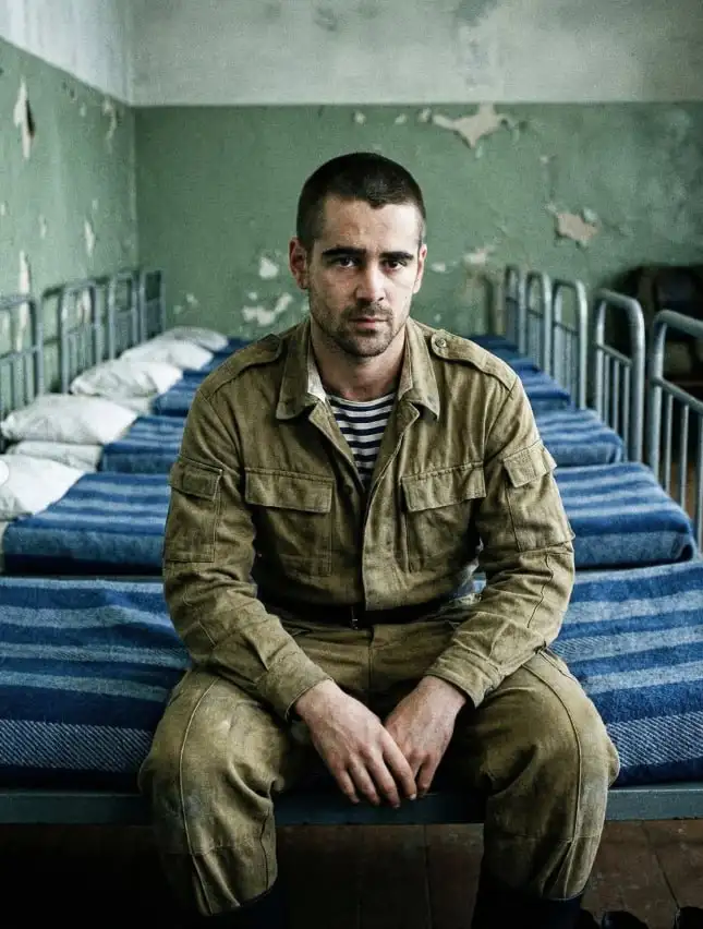 Колин Фарелл стал солдатом.