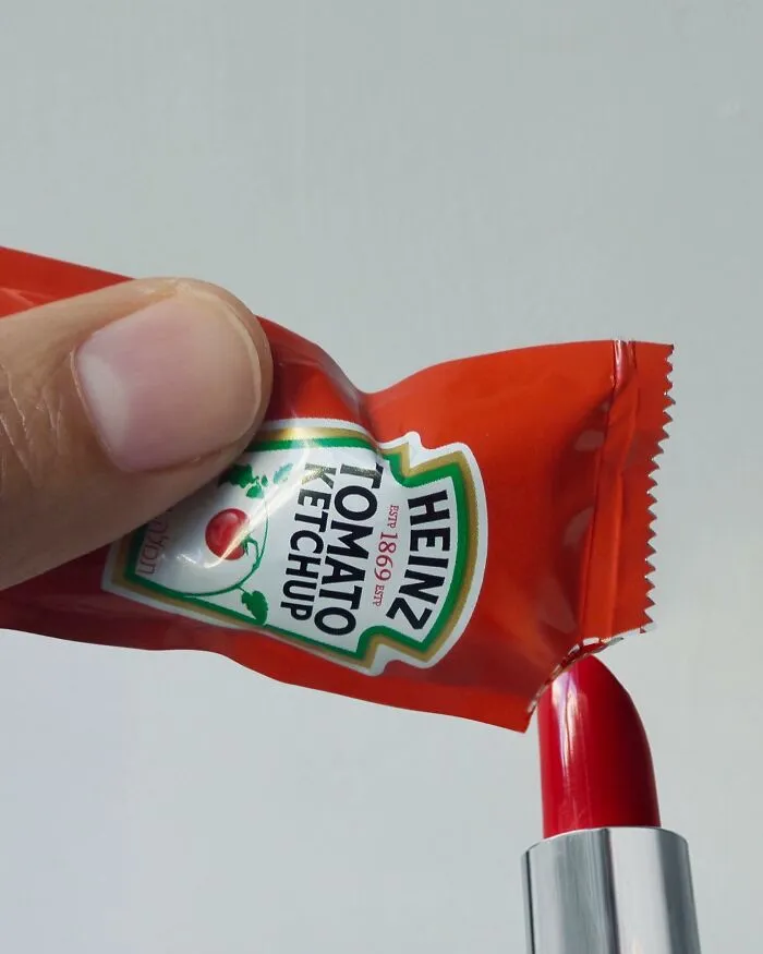 Помада из кетчупа.