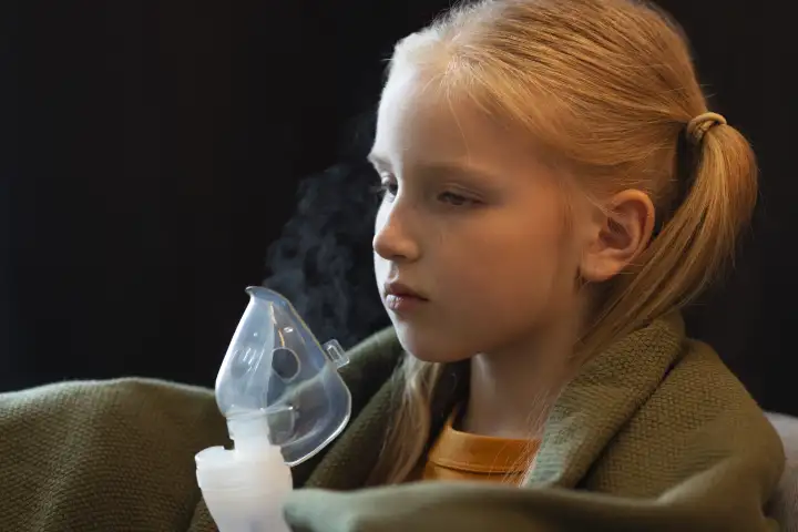 Комбинация из двух разных препаратов снизила число приступов у детей.