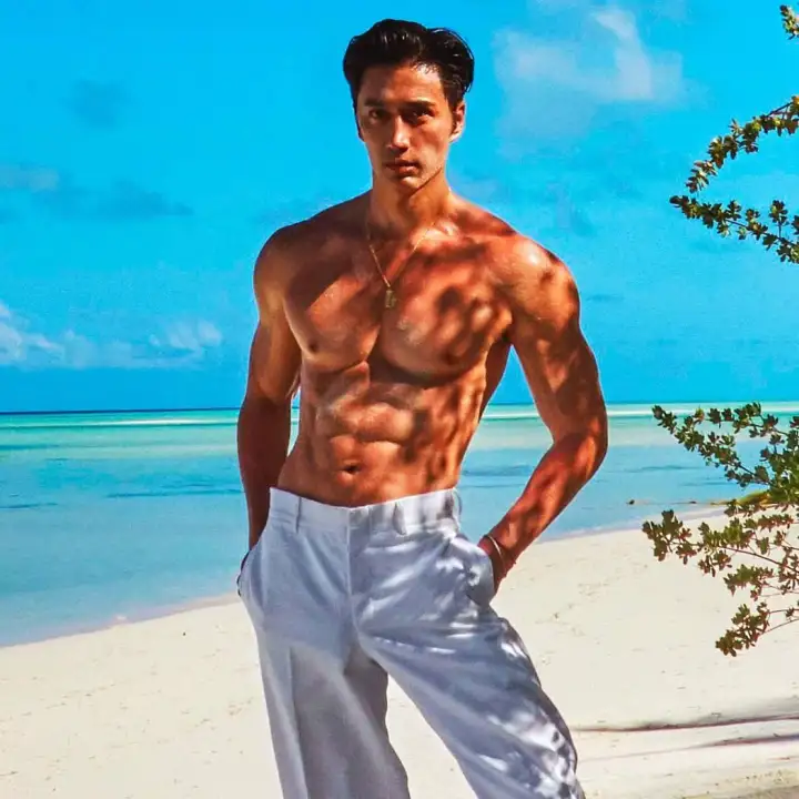 Чуандо Тан.