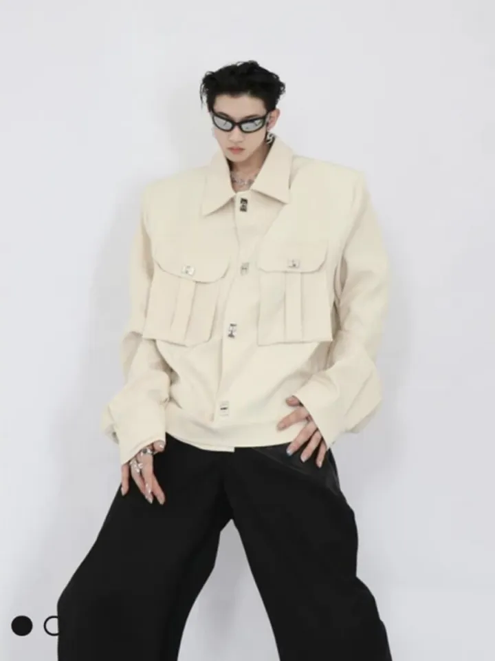 В Азии, по-видимому, маленькая голова — это престижно. 