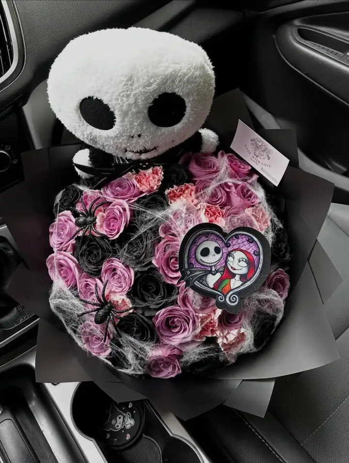 Композиция с Джеком и Салли.