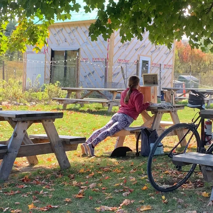 Полулежачая работа.