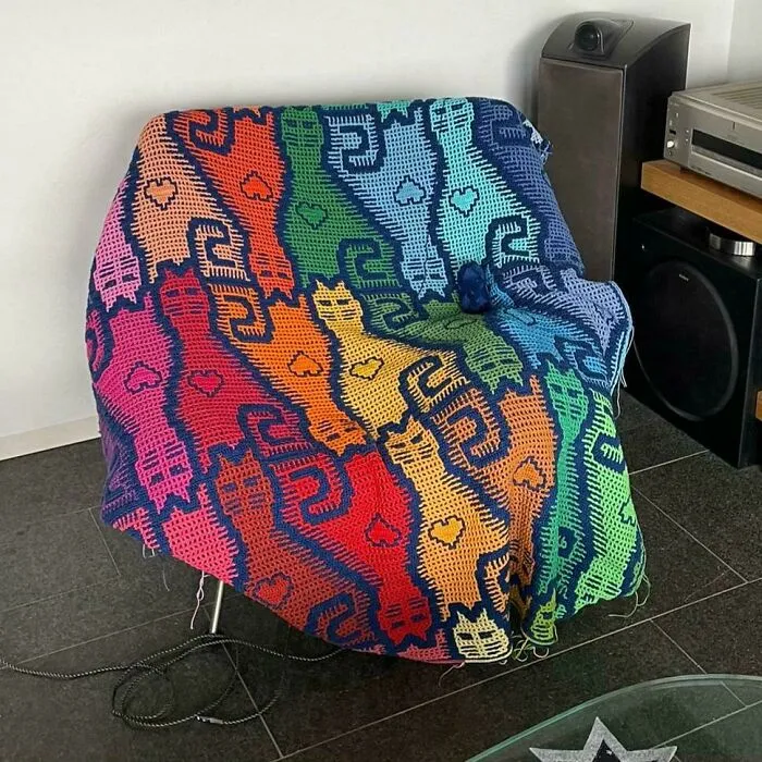 «Моя мама связала это чудесное одеяло для меня».