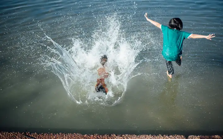 Прыжки в воду.