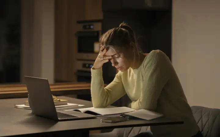 Работа допоздна.