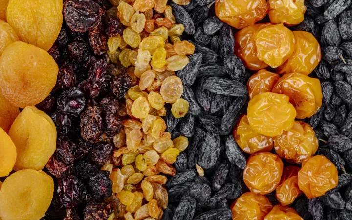 Сухофрукты.