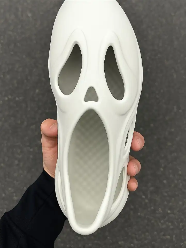 Вид сверху.