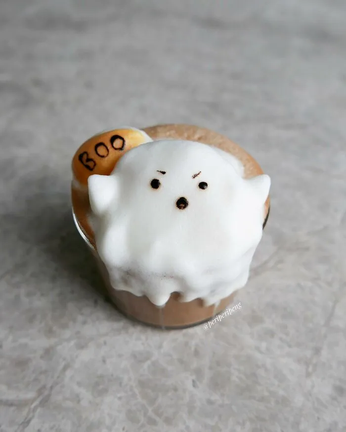 Милый молочный призрак.