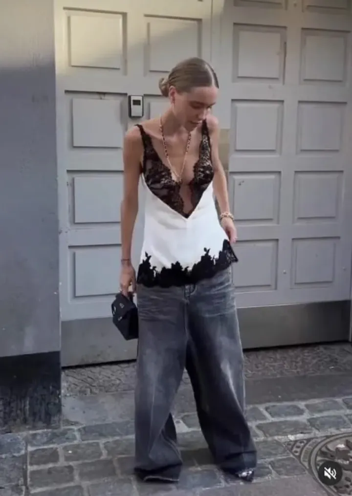 Брюки для девушек, которые любят брать вещи на вырост.