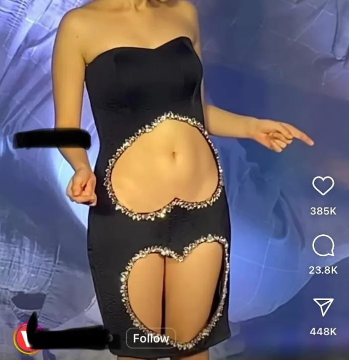 В таком платье лучше не делать резких движений.