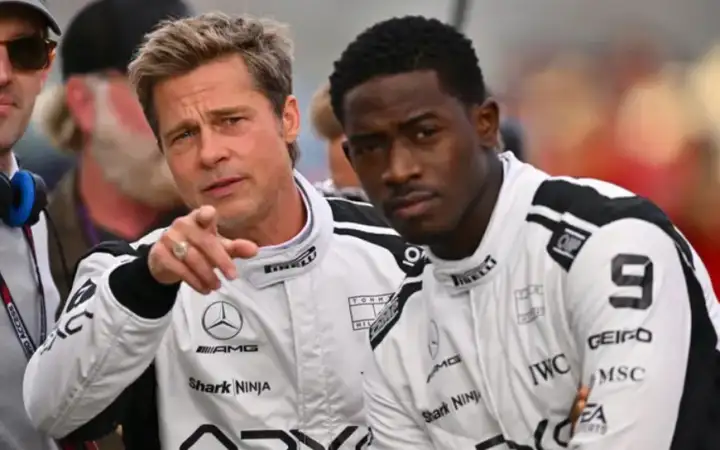 Демсон Идрис и Брэд Питт в фильме «F1».