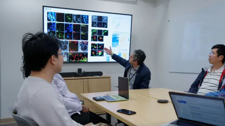 Вакцину уже испытали на четырёх добровольцах.