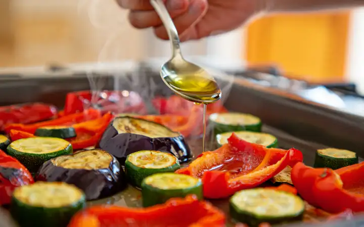 Овощи с маслом.