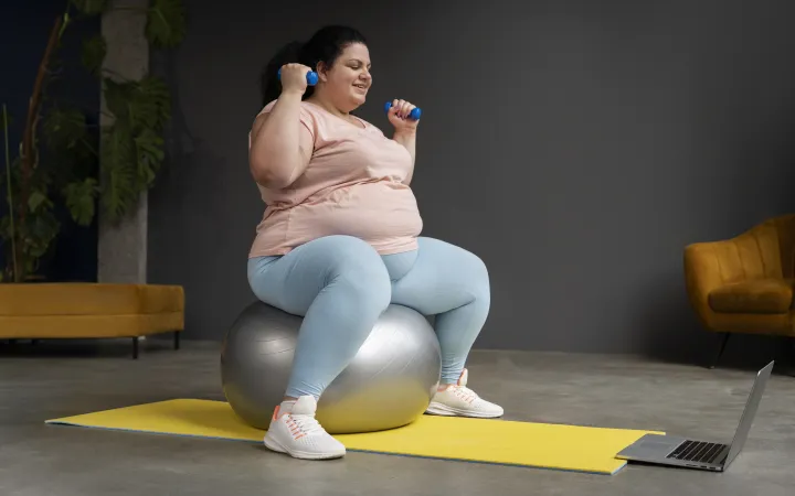 Девушка с ожирением.