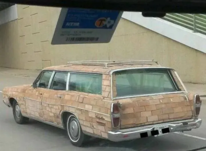 «Я его слепила из того, что было».