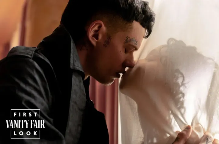  Билл Скарсгард и Fka Twigs.