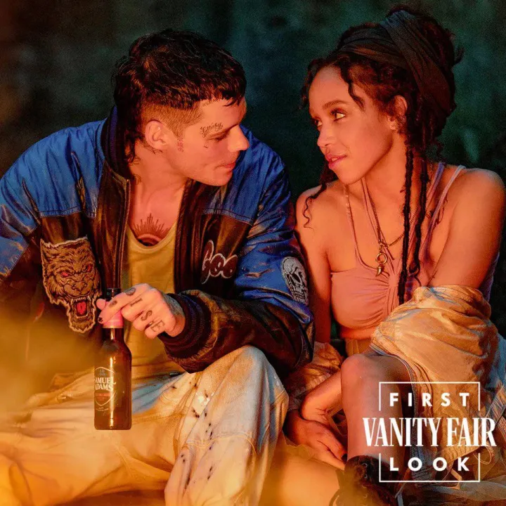  Билл Скарсгард и Fka Twigs.