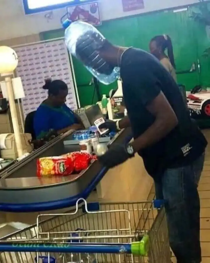 Надеемся, у него хватило кислорода.