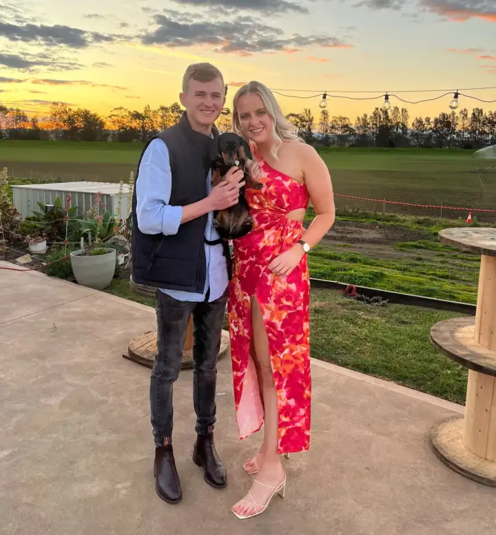 Хозяева таксы Валери.