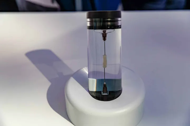 Специалисты уже вырастили полноценный сосуд при помощи своей методики.