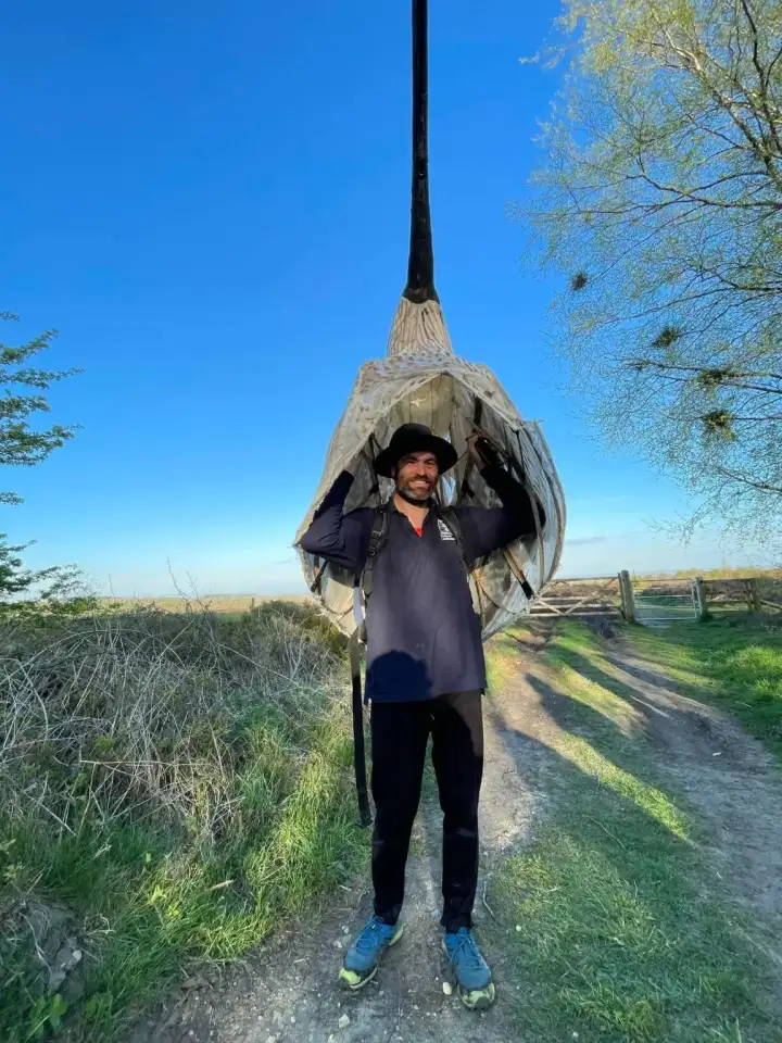 Мэтт Тревельян.