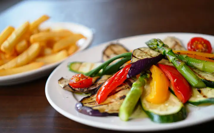 Овощи на гриле.