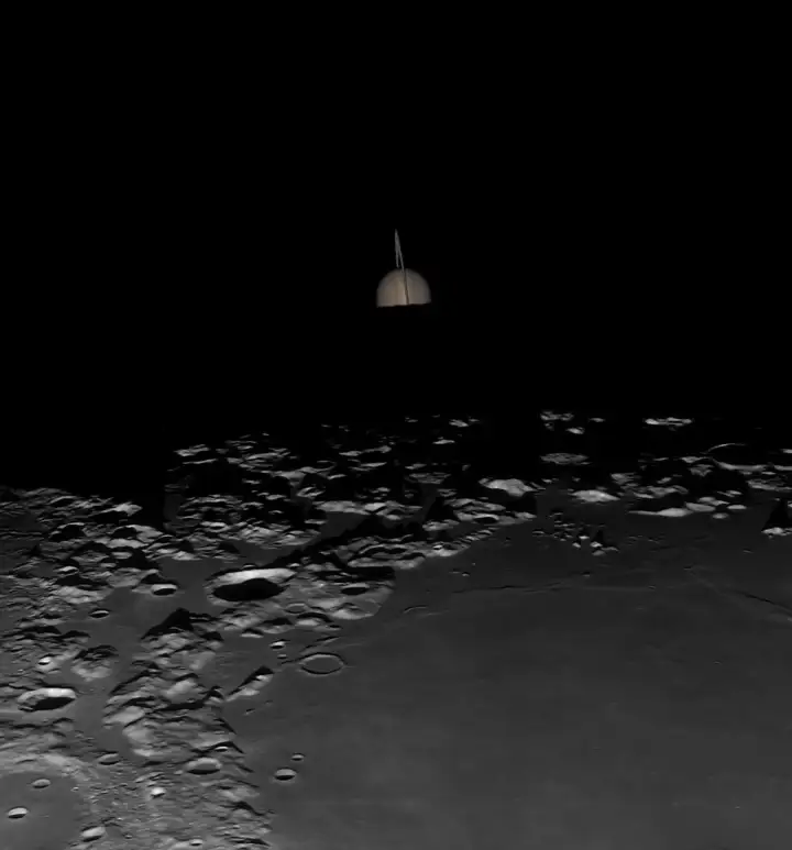 Наша луна, второе место: «Восход Сатурна» Тома Уильямса.