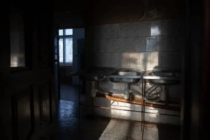 Мрачновато.